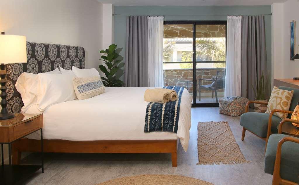 Azure Palm Hot Springs Hotel เดเซิร์ทฮอตสปริงส์ ห้อง รูปภาพ